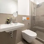 Aparthotel Limehome Gillitzerstrasse 3*